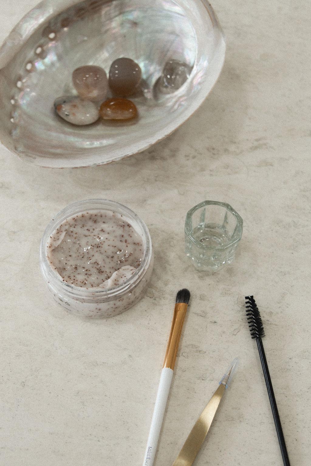 Premium lash accessories